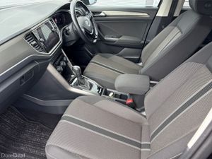 Volkswagen T-Roc 2.0 TDI Style Design Auto - Image 4
