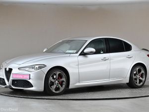 Alfa Romeo Giulia 2.2 TD SPECIALE 180BHP AUTO RWD - Image 4