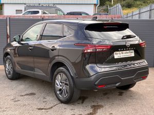 Nissan Qashqai ACENTA PREMIUM DIG-T - Image 4
