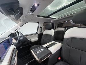 Maxus eTERRON 9 Premium 102KWh Crewcab 2026 - Image 3