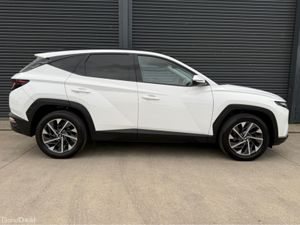 Hyundai Tucson EXECUTIVE 5DR  ** reverse camera + - Image 3