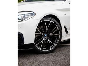 BMW 5-Series 520 D G30 M Sport 4DR Auto - Image 4