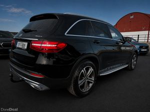 171 Mercedes-Benz GLC 220CDI AUTO low kms - Image 4