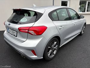 201 Ford Focus ST-Line 1.0 125HP - Image 4