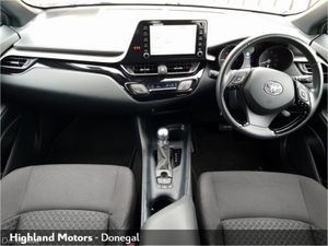 Toyota C-HR 1.8 HYBRID ICON 120Bhp - Image 2