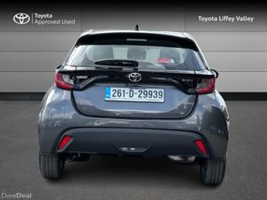 Toyota Yaris YARIS HYBRID LUNA - Image 4