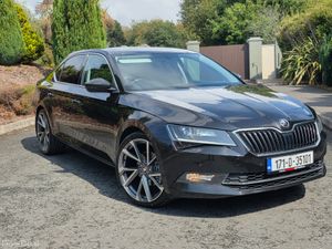 SKODA SUPERB STYLE 2.0 TDI 150BHP MANUAL - Image 4