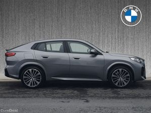 BMW iX2 eDrive20 M Sport - Image 3