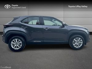 Toyota Yaris Cross YARIS CROSS LUNA - Image 3