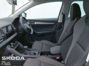 Skoda Karoq STYLE 2.0TDI 115HP DSG *HEATED SEATS*K - Image 4