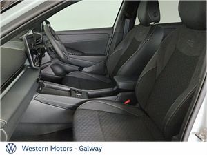 Volkswagen T-Roc **Save €1000 vs New** R-LINE 1.5T - Image 4