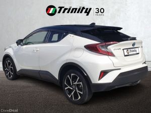 Toyota C-HR ** 1.8 HYBRID ** HUGE SPEC ** TRINITY - Image 3