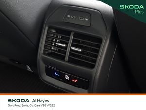 Skoda Superb **ALL BLACK**SPORTLINE**2.0TDI 150BHP - Image 3