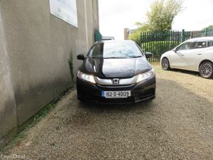2015 Honda Grace 1.5 Hybrid - Image 2