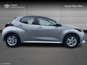 Toyota Yaris YARIS 1.5 HYBRID LUNA - Image 3