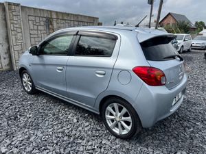 Mitsubishi Mirage 1.2 AUTOMATIC LUX - Image 3