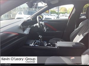 Opel Astra SRi 1.2 Turbo 130PS 6 Speed - Image 4