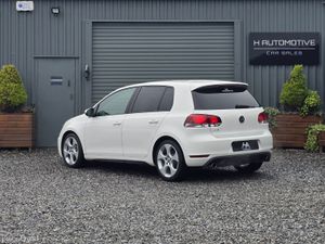 2013 VOLKSWAGEN GOLF GTI DSG LOW KMS - Image 3