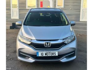 Honda Shuttle 1.5 Automatic petrol hybrid - Image 3