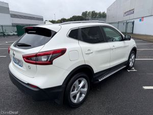 Nissan Qashqai 1.3 SV MY19 4DR - Image 3