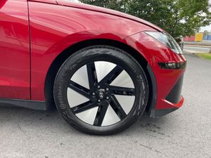 77KWH - SIGNATURE - APPLE PLAY - 120TAX - AUTO - Image 3