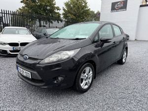 *LOW KM* 2010 Ford Fiesta 1.25 Style 82PS 5DR - Image 3