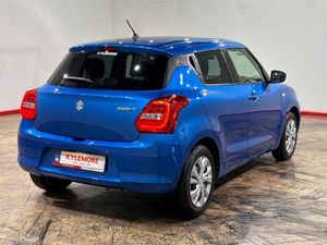 Suzuki Swift 1.2 AUTOMATIC - PUSH BUTTON START/STO - Image 4
