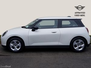 Mini Cooper Cooper SE Classic - Image 3