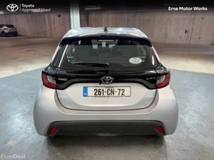 Toyota Yaris Yaris HEV Luna - Image 4
