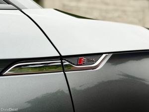 Audi A5 S line Black EDT 2.0 Tdi sun roof - Image 4