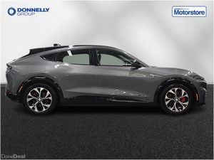 Ford Mustang Mach-E Estate Premium - Image 4