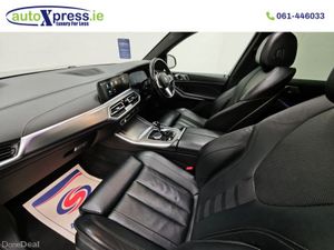 BMW X5 45e M-Sport, Panoramic Sunroof - Image 2