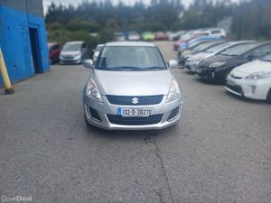 2013 Suzuki Swift Automatic/ Car Play - Image 2