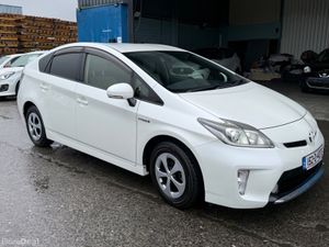2015 Toyota Prius Hybrid Automatic - Image 3