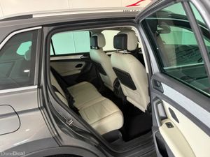 Volkswagen Tiguan CL 2.0 TDI D7F 150HP 5DR AUTO - Image 4