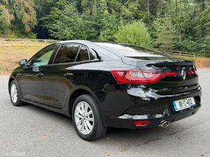 181 Renault Megane 1.5 dCi 110 DYNAMIQUE NAV - Image 4