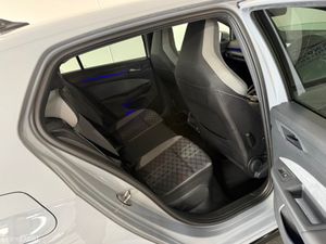 Volkswagen Golf R-LINE 1.5 TSI 130HP 5DR - Image 4