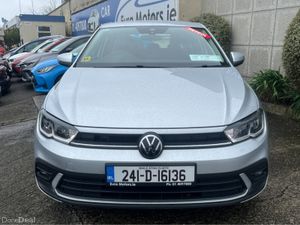 Volkswagen Polo LIFE 1.0 PETROL MANUAL //REVERSE C - Image 2