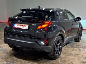 Toyota C-HR 1.8 AUTOMATIC HYBRID SUV - G MODE NERO - Image 4