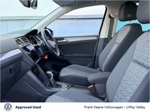 Volkswagen Tiguan LIFE AUTO 2.0TDI DSG 150HP *DEEP - Image 4