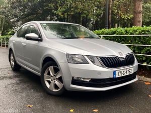 Skoda Octavia 1.6 Tdi Deluxe SE Edition Pristine - Image 2