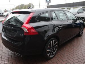 2017 VOLVO V60 - Image 4