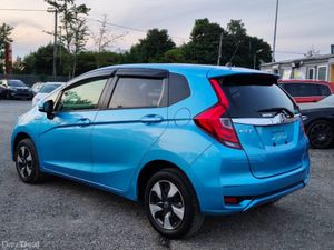 Honda Fit 1.5L Petrol Hybrid 4WD - Cruise Control - Image 4