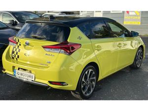 Toyota Auris 1.8L Petrol-Hybrid Automatic (1913) - Image 4