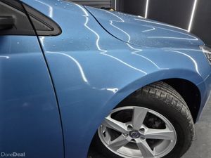 Volvo V40 2014 - Image 4