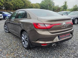 172 Megane 1.6d Signature/High spec/Warranty - Image 4