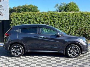 Honda Vezel 1.5 HYBRID AUTO // ADAPTIVE CRUISE CON - Image 2