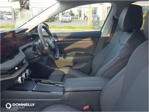 Skoda SUPERB Diesel Estate SE L - Image 2