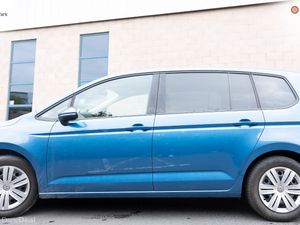 VW Touran 1.4 TSI 2017 - Japanese Import - Image 4