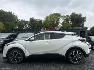 2017 TOYOTA  CHR 1.8 HYBRID - Image 4